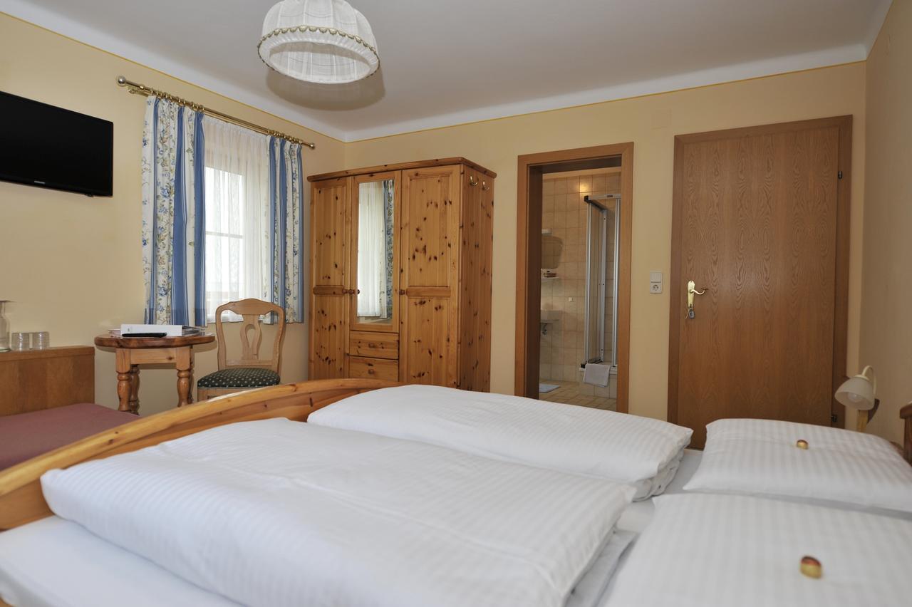Gaestehaus Macheiner Lessach Oberdorf Esterno foto