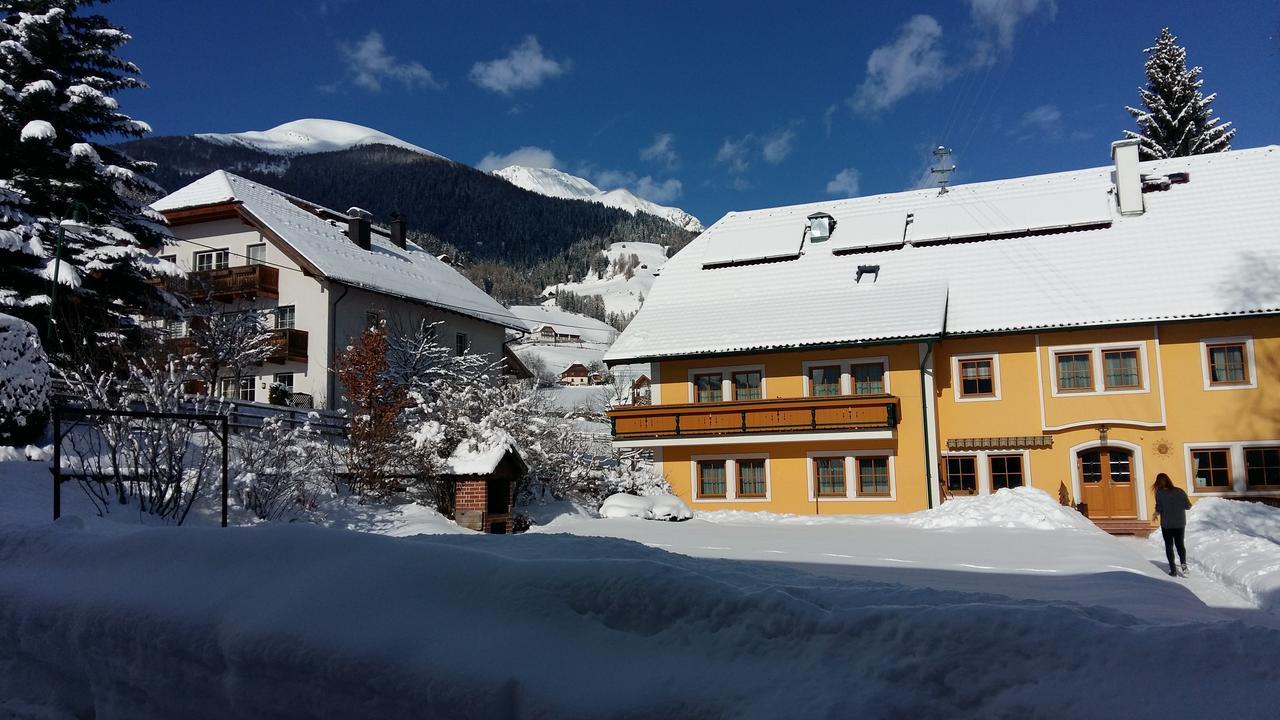 Gaestehaus Macheiner Lessach Oberdorf Esterno foto