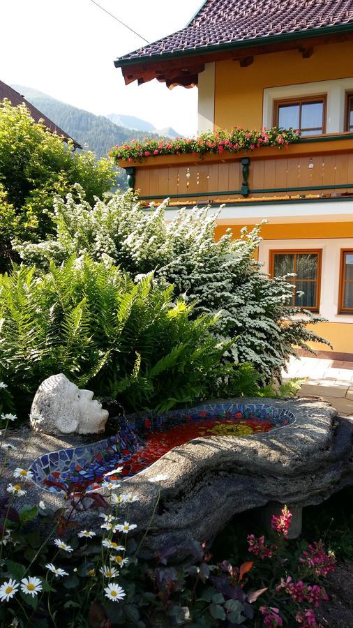 Gaestehaus Macheiner Lessach Oberdorf Esterno foto